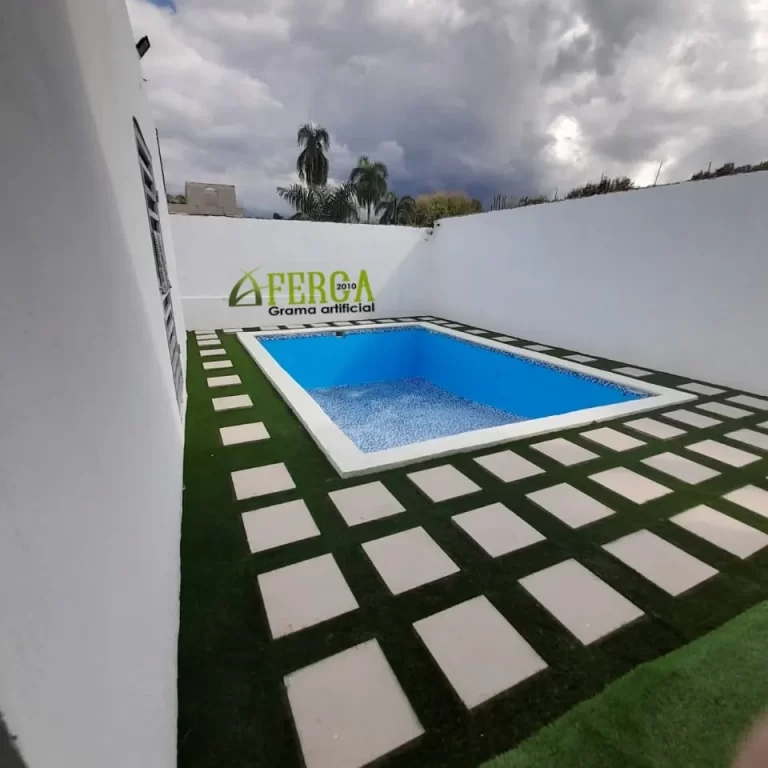 Jardinerías (Grama artificial)